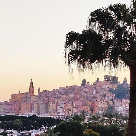 Menton Bord De Mer Studio Calme Avec Balcon, Ascenseur, Climatisation, Ideal Location Quiet Near Sea, Balcony, Elevator, Ac 外观 照片