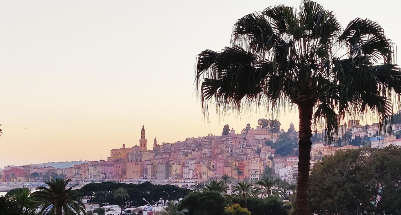 Menton Bord De Mer Studio Calme Avec Balcon, Ascenseur, Climatisation, Ideal Location Quiet Near Sea, Balcony, Elevator, Ac 外观 照片