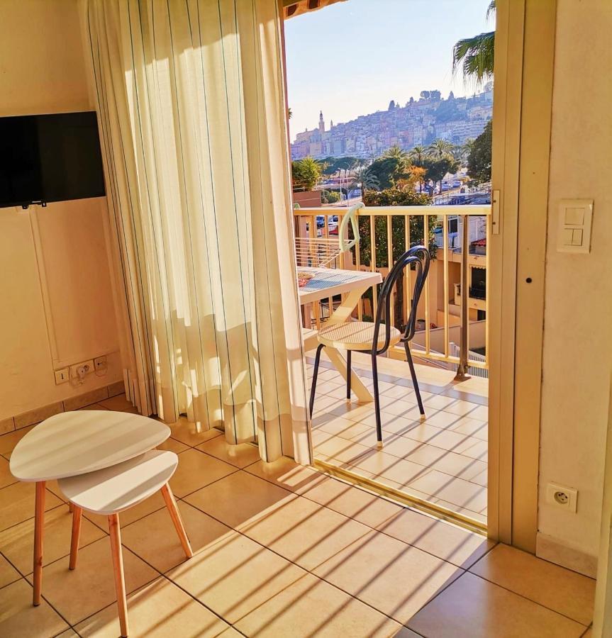 Menton Bord De Mer Studio Calme Avec Balcon, Ascenseur, Climatisation, Ideal Location Quiet Near Sea, Balcony, Elevator, Ac 外观 照片